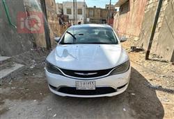 2017 كرايسلر 200