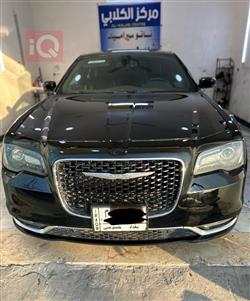 2021 كرايسلر 300