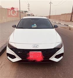 Hyundai Elantra 2022