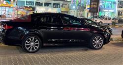 2015 كرايسلر 200