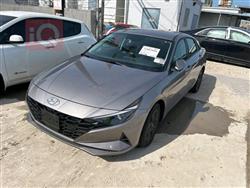 Hyundai Elantra 2022