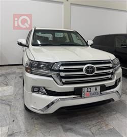 2018 تويوتا لاندكروزر