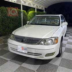2001 تويوتا أفالون