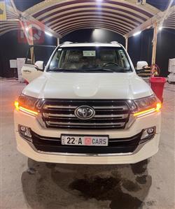 2018 تويوتا لاندكروزر