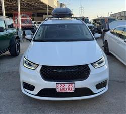 Chrysler Pacifica 2023