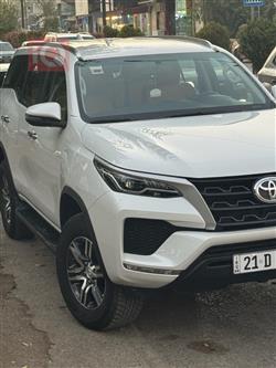 Toyota Fortuner 2024