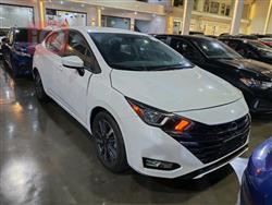 Nissan Versa 2024