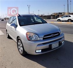 2008 كيا كارينز