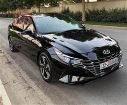 Hyundai Elantra 2022