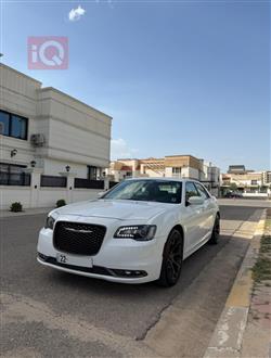 2018 كرايسلر 300