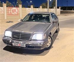 1993 مرسيدس بنز S-Class