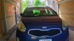 2014 كيا كارينز