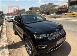 2021 جيب جراند شيروكي