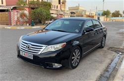 2012 تويوتا أفالون