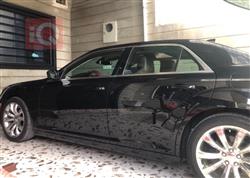 2018 كرايسلر 300