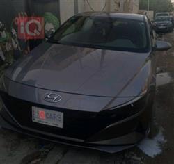 Hyundai Elantra 2022