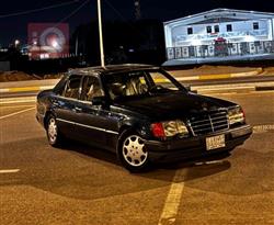 1992 مرسيدس بنز E-Class