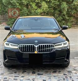 BMW 5-Series 2023