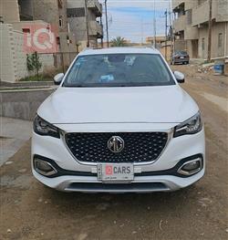 MG HS 2022