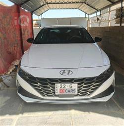 Hyundai Elantra 2021