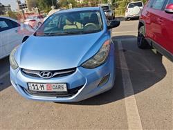Hyundai Elantra 2012