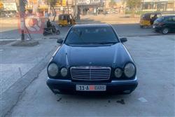 1996 مرسيدس بنز E-Class