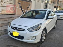 2012 هيونداي أكسنت