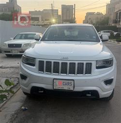 2014 جيب جراند شيروكي