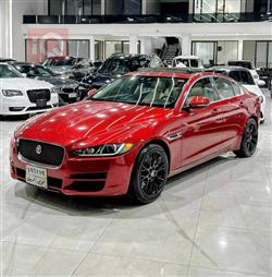 2017 جاكوار XE