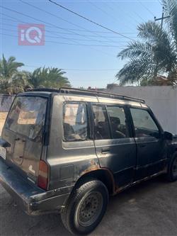 2000 سوزوكي فيتارا