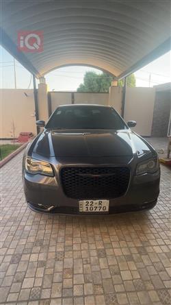 2022 كرايسلر 300