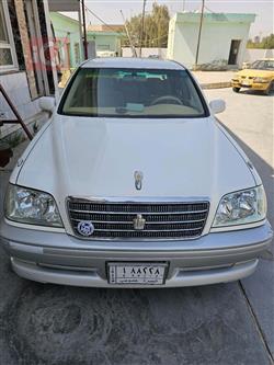2001 تويوتا كراون