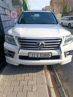 Lexus LX 2011