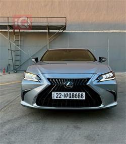 2023 لكزس ES