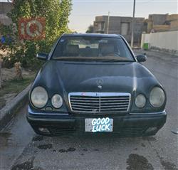 1996 مرسيدس بنز E-Class