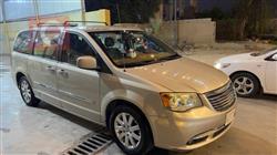 2013 كرايسلر تاون آند كانتري