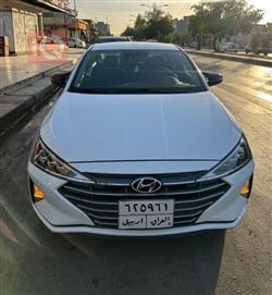 Hyundai Elantra 2020