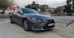 Lexus ES 2020