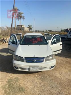 Nissan Sunny 2001