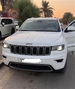 2018 جيب جراند شيروكي