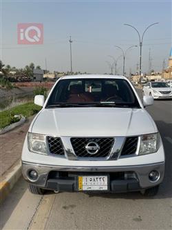 2010 نيسان نافارا