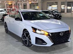 Nissan Altima 2023