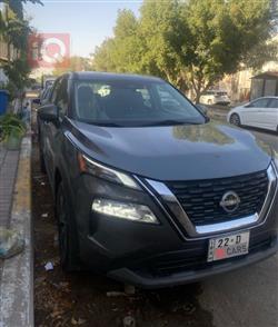 2022 نيسان روج