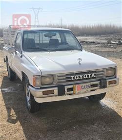 1987 تويوتا هايلوكس 1987 تويوتا هايلوكس