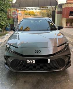 Toyota Camry 2025