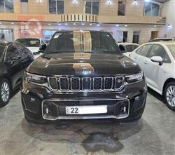 2023 جيب جراند شيروكي