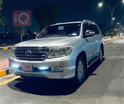 Toyota Land Cruiser 2011