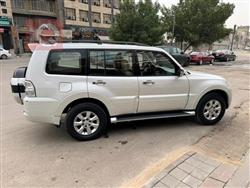 2015 ميتسوبيشي باجيرو