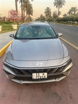 Hyundai Elantra 2025