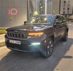 2023 جيب جراند شيروكي